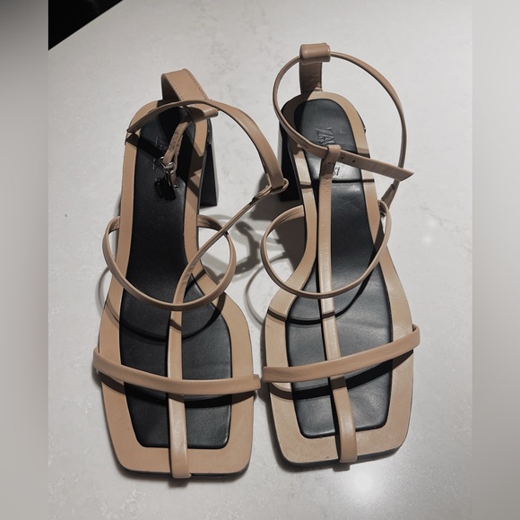 Zara Strappy Sandal - Picture 1 of 3